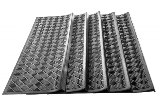 jet-line-frederike-stufenmatten-gummi-25x89-cm-schwarz-5-st-ck image 1