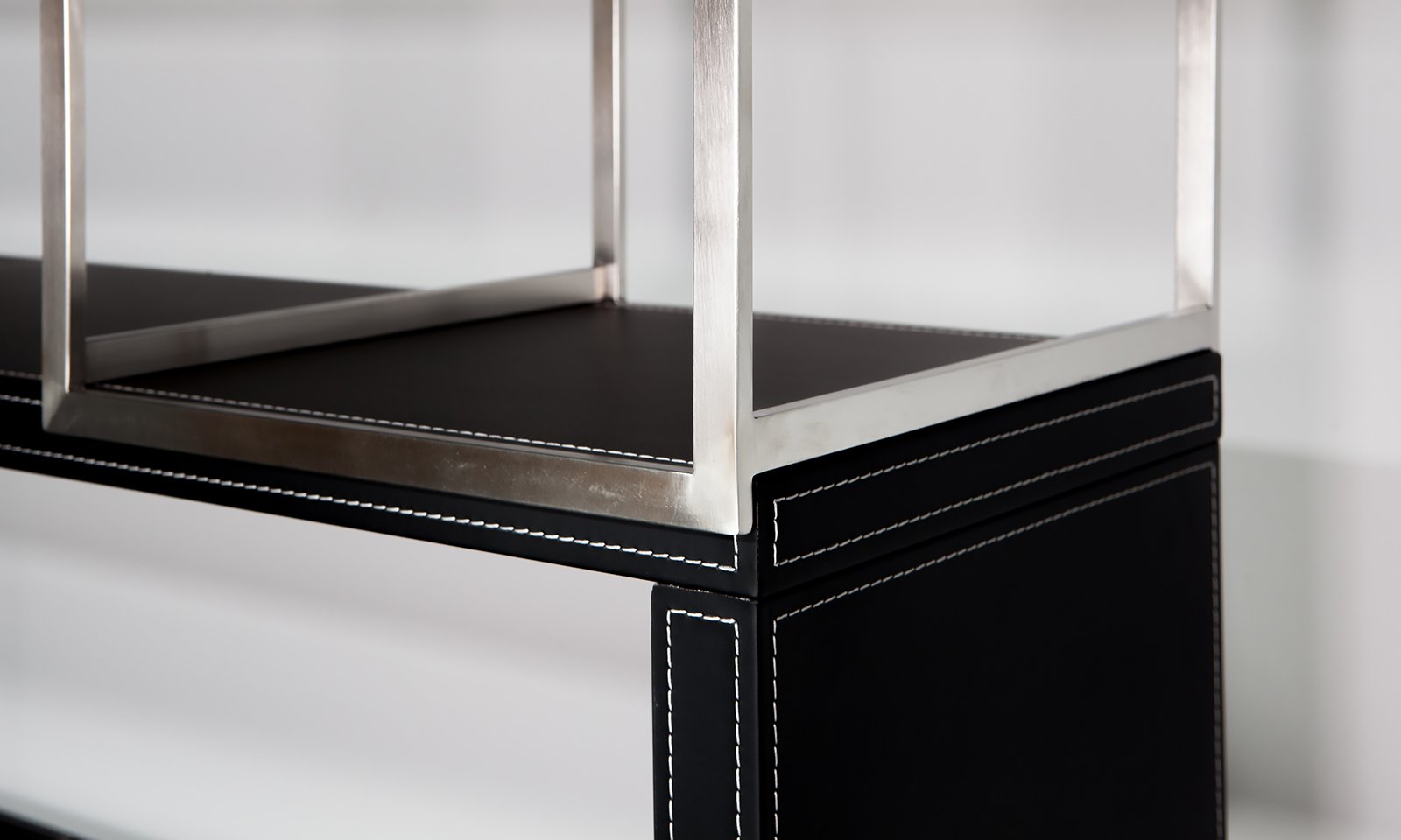 jet-line-pavia-aktenschrank-b-roschrank-schwarz-lederoptik-220x180x40-cm-edelsta image 3